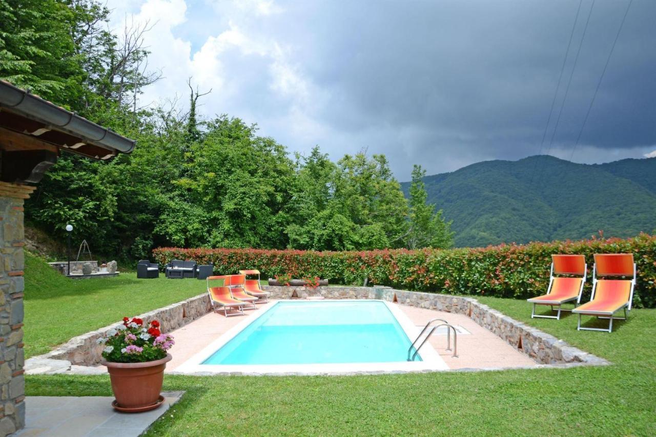 La Sella Villa Pescaglia Buitenkant foto